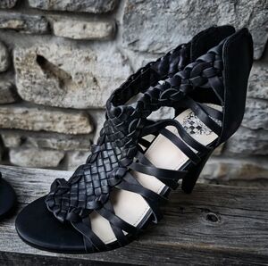 Vince Camuto Alaizah Gladiator Sandals NWT